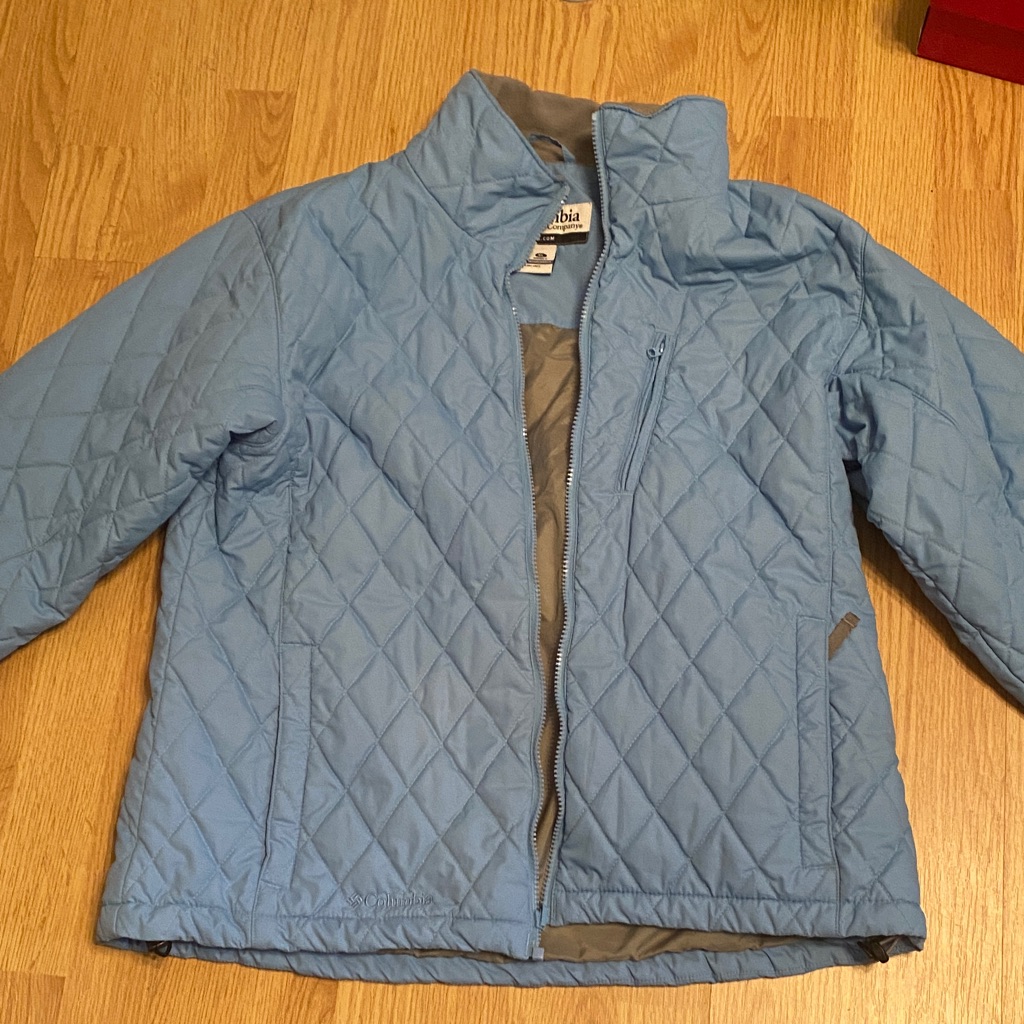 Preowned Womens Columbia Sky Blue Jacket Xl Preowned Womens Columbia Sky Blue Jacket Xl